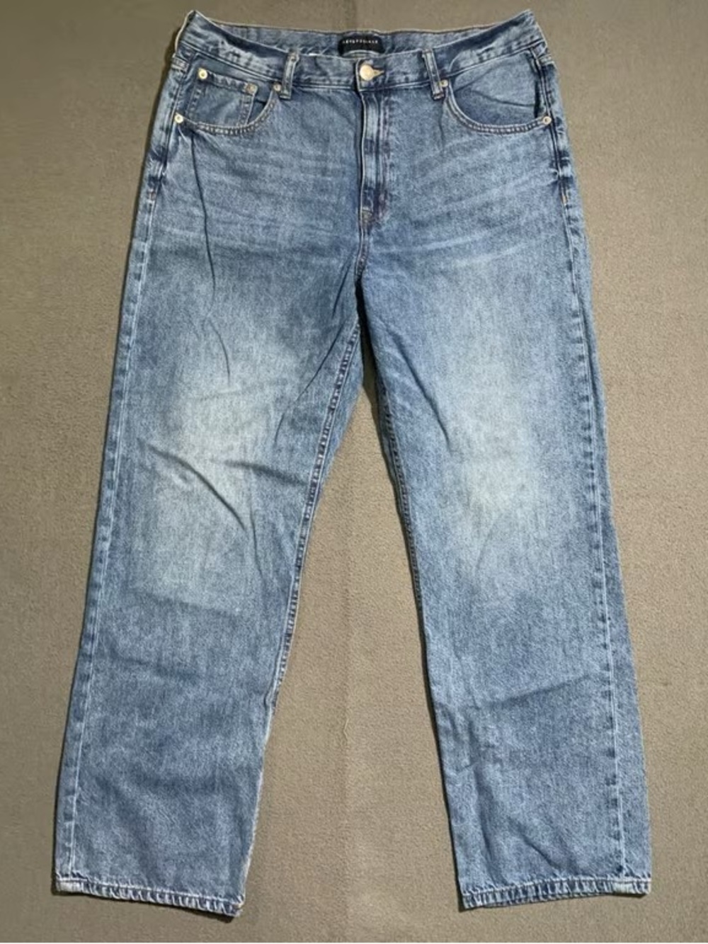Levi's Women's Light Blue Straight Leg Jeans